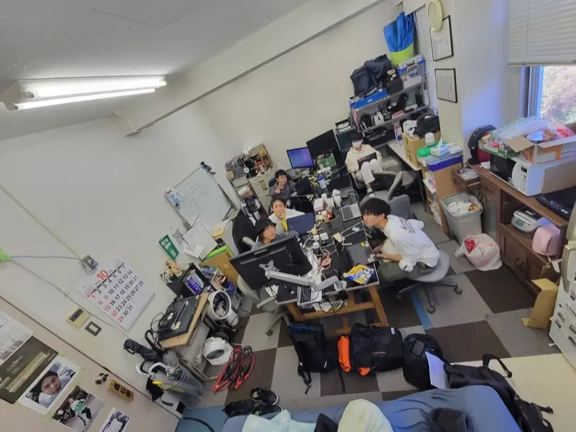 geeksai02.jpg (473.9 kB)